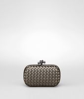 Bottega Veneta® Knot aus Ayers Intreccio Impero Bottega Veneta® Knot aus Ayers Intreccio Impero