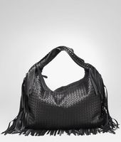 Bottega Veneta® Nero Intrecciato Nappa Fringe Maxi Veneta Bottega Veneta® Nero Intrecciato Nappa Fringe Maxi Veneta