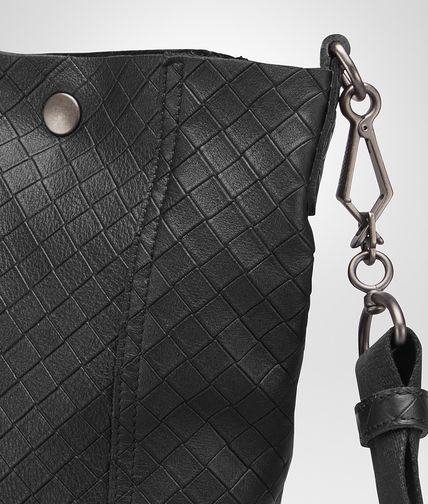 BOTTEGA VENETA - Intrecciomirage Lave Cross Body Bag
