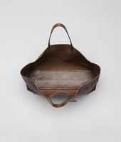 Bottega Veneta® Papillon Tote Bag aus Intrecciomirage Bottega Veneta® Papillon Tote Bag aus Intrecciomirage