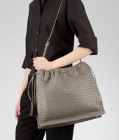 Bottega Veneta® Tasche aus Nappaleder Intrecciato Bottega Veneta® Tasche aus Nappaleder Intrecciato