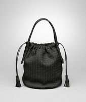Bottega Veneta® Tasche aus Nappaleder Intrecciato Nero Bottega Veneta® Tasche aus Nappaleder Intrecciato Nero