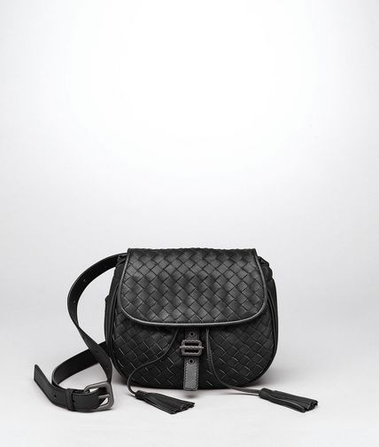 BOTTEGA VENETA - Nero Intrecciato Nappa Messenger Bag