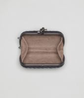 Bottega Veneta® Knot aus Ayers Mosaique Nero Bottega Veneta® Knot aus Ayers Mosaique Nero