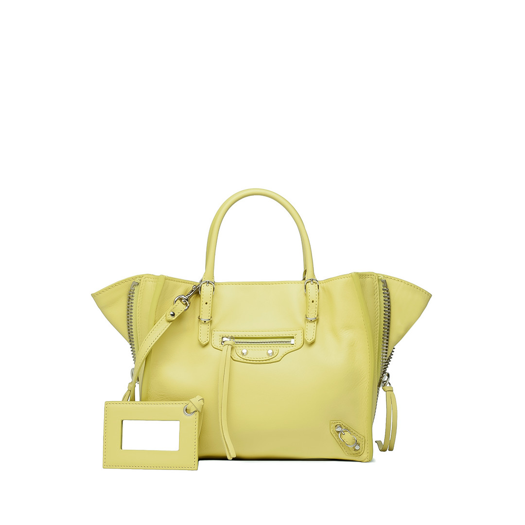 Balenciaga Mini Papier A4 Zip Around
Balenciaga Mini Papier A4 Zip Around