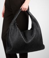 Bottega Veneta® Nero Intreccio Tricot Raffia Maxi Veneta Bottega Veneta® Nero Intreccio Tricot Raffia Maxi Veneta