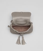 Bottega Veneta® Messenger Tasche aus Nappaleder Intrecciato Fume Bottega Veneta® Messenger Tasche aus Nappaleder Intrecciato Fume