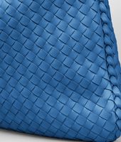 Bottega Veneta® Électrique Intrecciato Nappa Large Veneta Bottega Veneta® Électrique Intrecciato Nappa Large Veneta