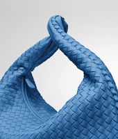 Bottega Veneta® Électrique Intrecciato Nappa Large Veneta Bottega Veneta® Électrique Intrecciato Nappa Large Veneta