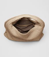 Bottega Veneta® Große Veneta aus Nappaleder Intrecciato Walnut Bottega Veneta® Große Veneta aus Nappaleder Intrecciato Walnut