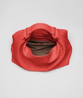 Bottega Veneta® Sloane Tasche aus leichtem Kalbsleder Intrecciato New Red Bottega Veneta® Sloane Tasche aus leichtem Kalbsleder Intrecciato New Red