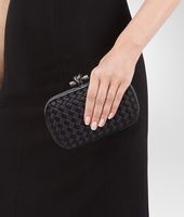 Bottega Veneta® Knot aus Ayers Intreccio Impero Nero Bottega Veneta® Knot aus Ayers Intreccio Impero Nero