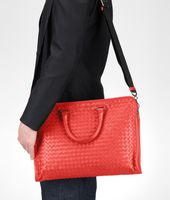 Bottega Veneta® Aktentasche aus leichtem Kalbsleder Intrecciato New Red Bottega Veneta® Aktentasche aus leichtem Kalbsleder Intrecciato New Red