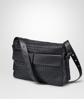 Bottega Veneta® Nero Intrecciato VN Cross Body Messenger Bottega Veneta® Nero Intrecciato VN Cross Body Messenger