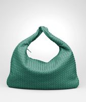 Bottega Veneta® Menthe Intrecciato Nappa Large Veneta Bottega Veneta® Menthe Intrecciato Nappa Large Veneta