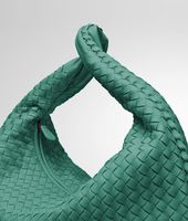 Bottega Veneta® Menthe Intrecciato Nappa Large Veneta Bottega Veneta® Menthe Intrecciato Nappa Large Veneta