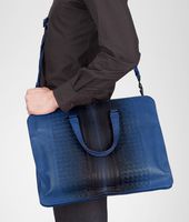 Bottega Veneta® Aktentasche aus Intreccio Match Électrique Bottega Veneta® Aktentasche aus Intreccio Match Électrique