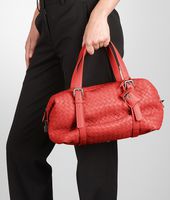 Bottega Veneta® Montaigne Tasche aus Nappaleder Intrecciato New Red Bottega Veneta® Montaigne Tasche aus Nappaleder Intrecciato New Red