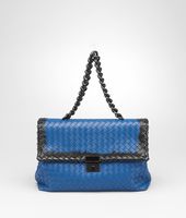 Bottega Veneta® Tasche aus Nappaleder Glass Intrecciato Électrique Bottega Veneta® Tasche aus Nappaleder Glass Intrecciato Électrique