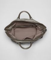 Bottega Veneta® TOTE BAG AUS TORINO CALANDRELEDER SHADOW Bottega Veneta® TOTE BAG AUS TORINO CALANDRELEDER SHADOW