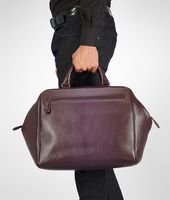 Bottega Veneta® SAC BRERA AUBERGINE PURPURA EN CUIR MADRAS FUMÉ Bottega Veneta® SAC BRERA AUBERGINE PURPURA EN CUIR MADRAS FUMÉ
