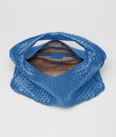 Bottega Veneta® Électrique Intrecciato Nappa Minionde Large Veneta Bottega Veneta® Électrique Intrecciato Nappa Minionde Large Veneta