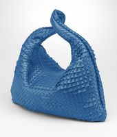 Bottega Veneta® Électrique Intrecciato Nappa Minionde Large Veneta Bottega Veneta® Électrique Intrecciato Nappa Minionde Large Veneta