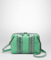 Bottega Veneta® Trèfle Intrecciato Nappa Ayers Messenger Bottega Veneta® Trèfle Intrecciato Nappa Ayers Messenger
