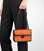 Bottega Veneta® Tasche aus Nappaleder Glass Intrecciato Tangerine Bottega Veneta® Tasche aus Nappaleder Glass Intrecciato Tangerine