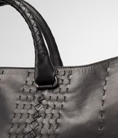 Bottega Veneta® NERO HIGHWAY TOTE Bottega Veneta® NERO HIGHWAY TOTE