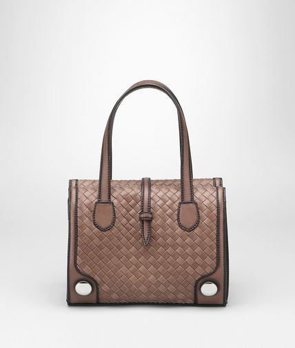 BOTTEGA VENETA - MUD INTRECCIO BORDER CALF SPHERE BAG