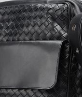 Bottega Veneta® Nero Intrecciato Vn Cross Body Messenger Bottega Veneta® Nero Intrecciato Vn Cross Body Messenger