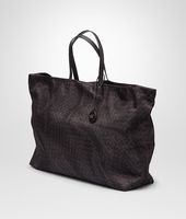 Bottega Veneta® MAXI-SHOPPER AUS INTRECCIOLUSION NEW DARK GREY Bottega Veneta® MAXI-SHOPPER AUS INTRECCIOLUSION NEW DARK GREY