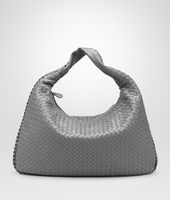 Bottega Veneta® Große Veneta AUS NAPPALEDER INTRECCIATO NEW LIGHT GREY Bottega Veneta® Große Veneta AUS NAPPALEDER INTRECCIATO NEW LIGHT GREY