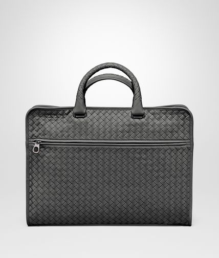 BOTTEGA VENETA - AKTENTASCHE AUS LEICHTEM KALBSLEDER INTRECCIATO NEW LIGHT GREY