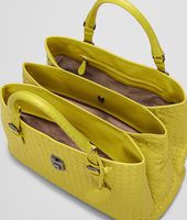 Bottega Veneta® ROMA TASCHE aus leichtem Kalbsleder Intrecciato NEW CHARTREUSE Bottega Veneta® ROMA TASCHE aus leichtem Kalbsleder Intrecciato NEW CHARTREUSE