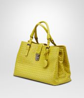 Bottega Veneta® ROMA TASCHE aus leichtem Kalbsleder Intrecciato NEW CHARTREUSE Bottega Veneta® ROMA TASCHE aus leichtem Kalbsleder Intrecciato NEW CHARTREUSE