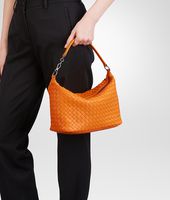 Bottega Veneta® TASCHE AUS NAPPALEDER INTRECCIATO SUN Bottega Veneta® TASCHE AUS NAPPALEDER INTRECCIATO SUN