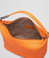 Bottega Veneta® TASCHE AUS NAPPALEDER INTRECCIATO SUN Bottega Veneta® TASCHE AUS NAPPALEDER INTRECCIATO SUN