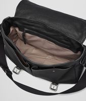 Bottega Veneta® GARDENA TASCHE AUS METALLIC BÜFFELLEDER NERO Bottega Veneta® GARDENA TASCHE AUS METALLIC BÜFFELLEDER NERO