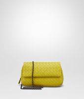 Bottega Veneta® BORSA MESSENGER NEW CHARTREUSE IN NAPPA INTRECCIATA Bottega Veneta® BORSA MESSENGER NEW CHARTREUSE IN NAPPA INTRECCIATA