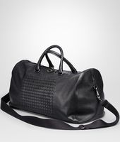 Bottega Veneta® BORSA DA VIAGGIO NERA IN NAPPA LAVATA INTRECCIATA Bottega Veneta® BORSA DA VIAGGIO NERA IN NAPPA LAVATA INTRECCIATA