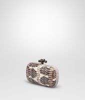 Bottega Veneta® KNOT AUS MANGROVIA UND AYERS MIST Bottega Veneta® KNOT AUS MANGROVIA UND AYERS MIST