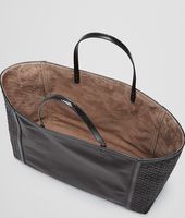 Bottega Veneta® SHOPPER AUS NAPPALEDER UND AYERS NERO Bottega Veneta® SHOPPER AUS NAPPALEDER UND AYERS NERO