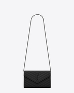 monogram saint laurent portemonnaie mit kette aus schwarzem matelassé-leder mit grain de poudre struktur