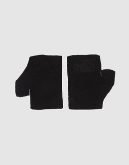 WESC - ACCESSORI - Guanti - su YOOX.COM