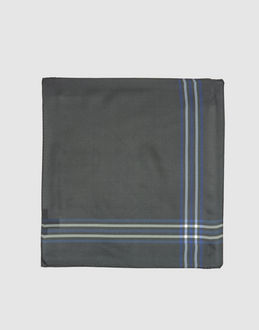 AQUASCUTUM - ACCESSORI - Foulard - su YOOX.COM