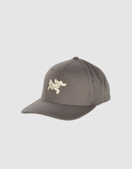 FLEXFIT  - ACCESSORI - Cappelli - su YOOX.COM