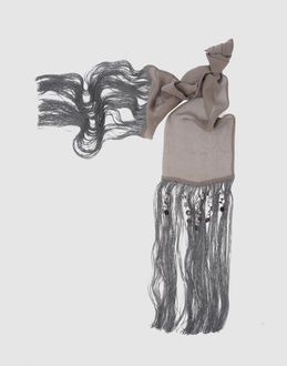 PF PAOLA FRANI - ACCESSORI - Sciarpe - su YOOX.COM