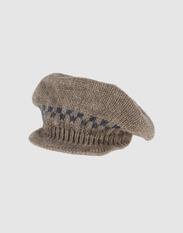 ADELE FADO - ACCESSORI - Cappelli - su YOOX.COM